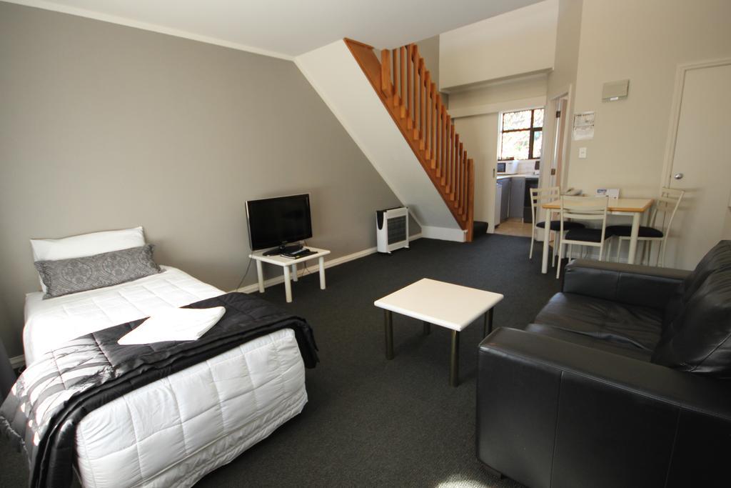 Champers Motor Inn Lower Hutt Kültér fotó
