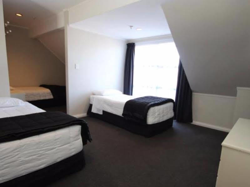 Champers Motor Inn Lower Hutt Kültér fotó